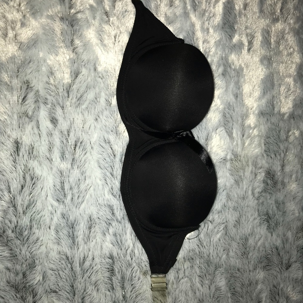 Extreme push-up bra with clear elastic band
